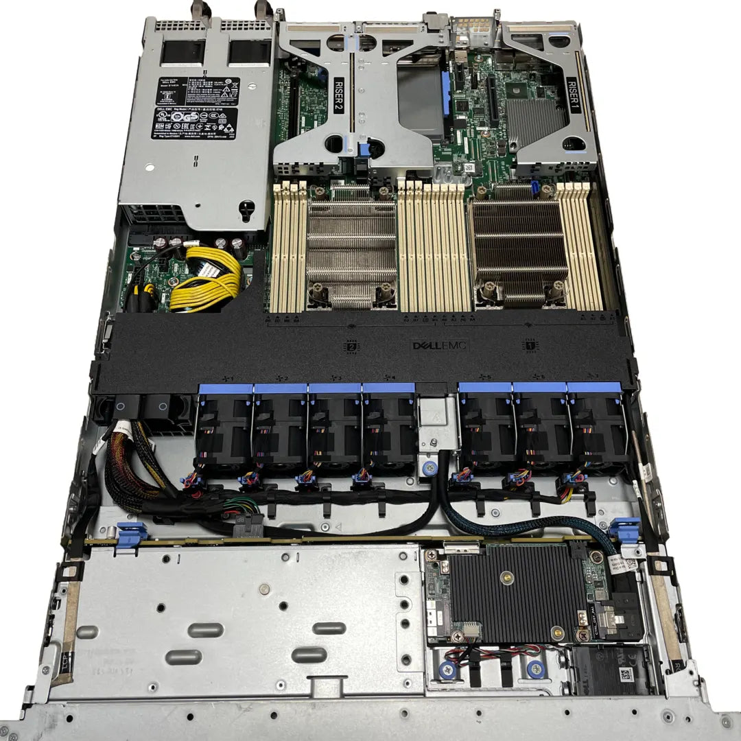 Dell R450 inside: 2 heatsinks, 16 memory slots and PERC H745 Front